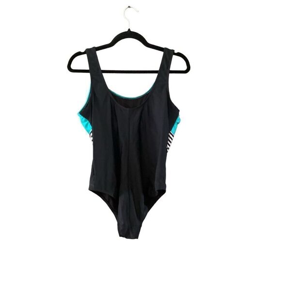 Catalina Swimsuit - Picture 3 of 5